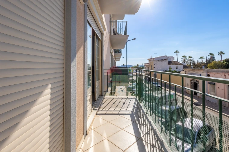 Apartamento T0 para Venda em Loule (São Sebastião) Foto 6