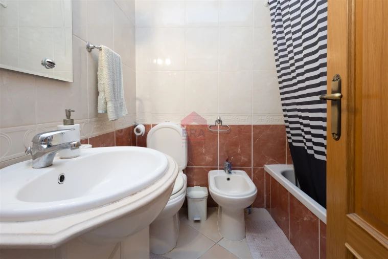 Apartamento T0 para Venda em Loule (São Sebastião) Foto 14