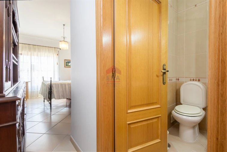 Apartamento T0 para Venda em Loule (São Sebastião) Foto 13