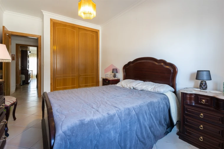 Apartamento T0 para Venda em Loule (São Sebastião) Foto 18