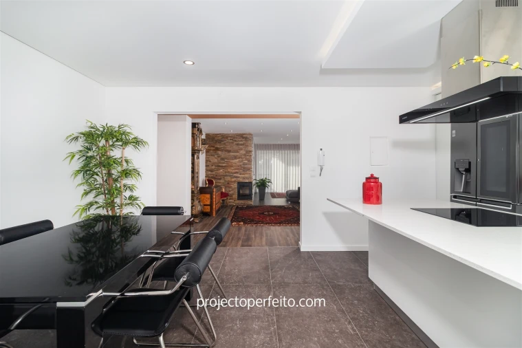 Apartamento T3 para Venda em Santa Maria da Feira, Travanca, Sanfins e Espargo Foto 3