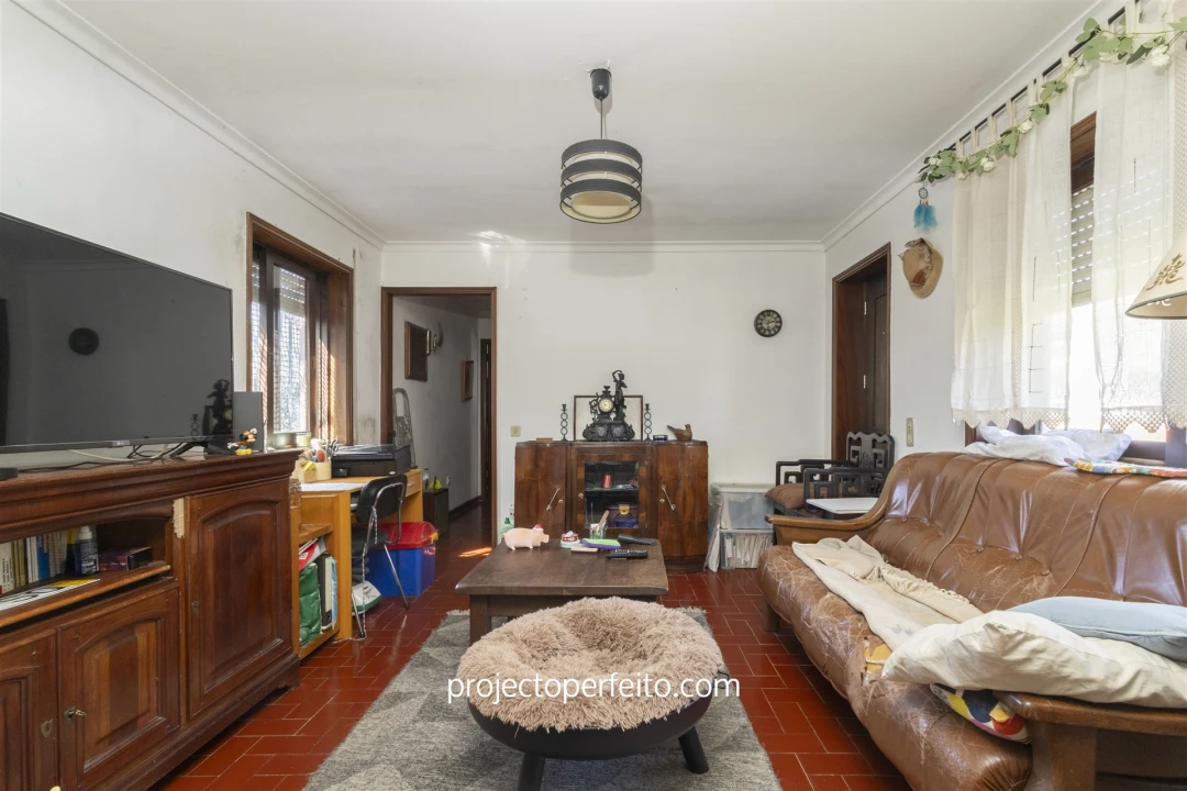 Moradia T4 para Venda em Anta e Guetim Foto 5