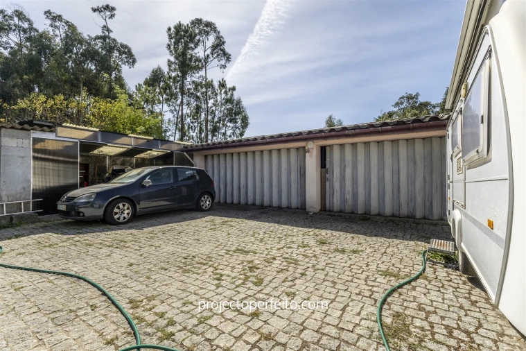 Moradia T4 para Venda em Anta e Guetim Foto 3