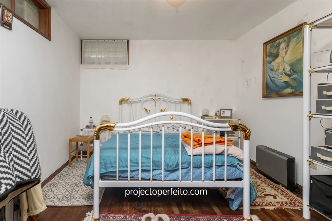 Moradia T4 para Venda em Anta e Guetim Foto 13