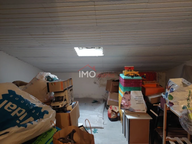 Apartamento T0 para Venda em Sé e São Lourenço Foto 14