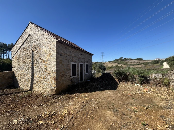 Moradia T2 para Venda em Reguengo do Fetal Foto 12