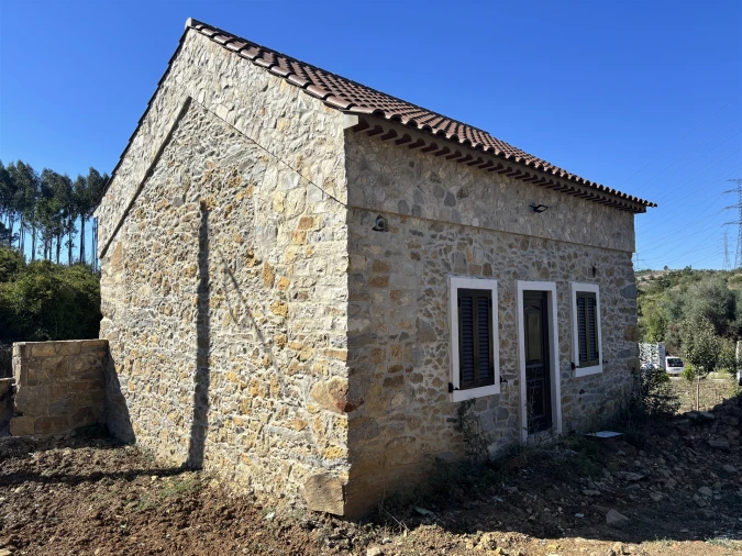 Moradia T2 para Venda em Reguengo do Fetal Foto 8