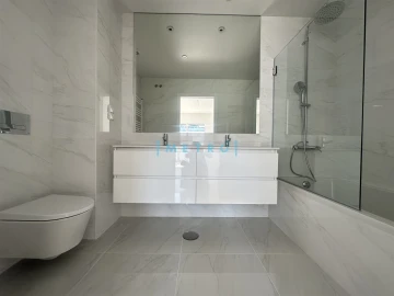 Apartamento T2 para Venda em Ramalde