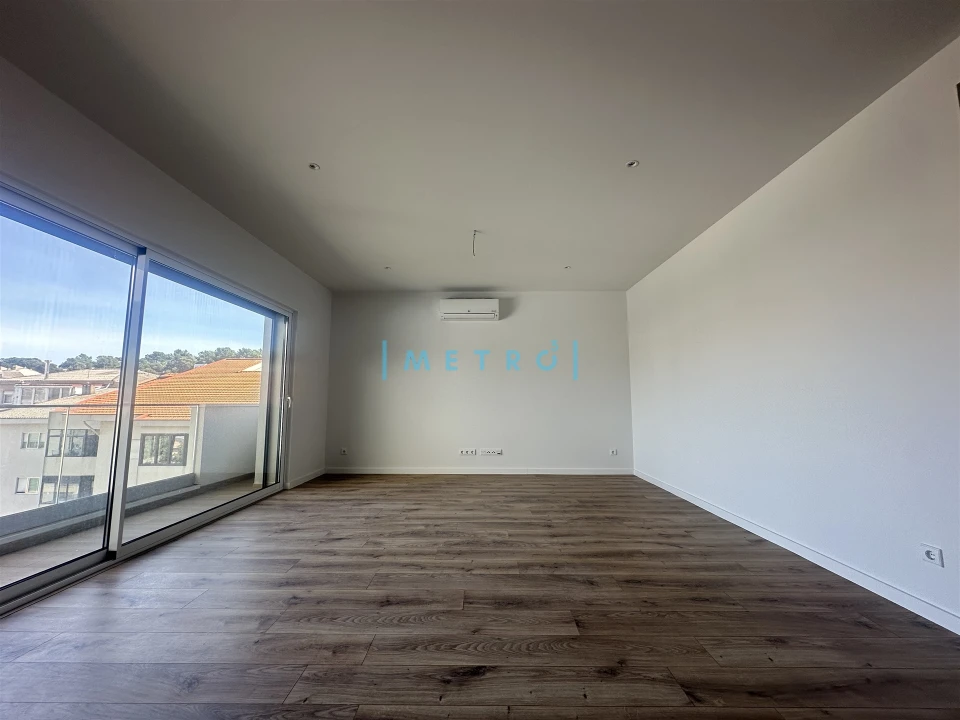 Apartamento T2 para Venda em Ramalde Foto 3