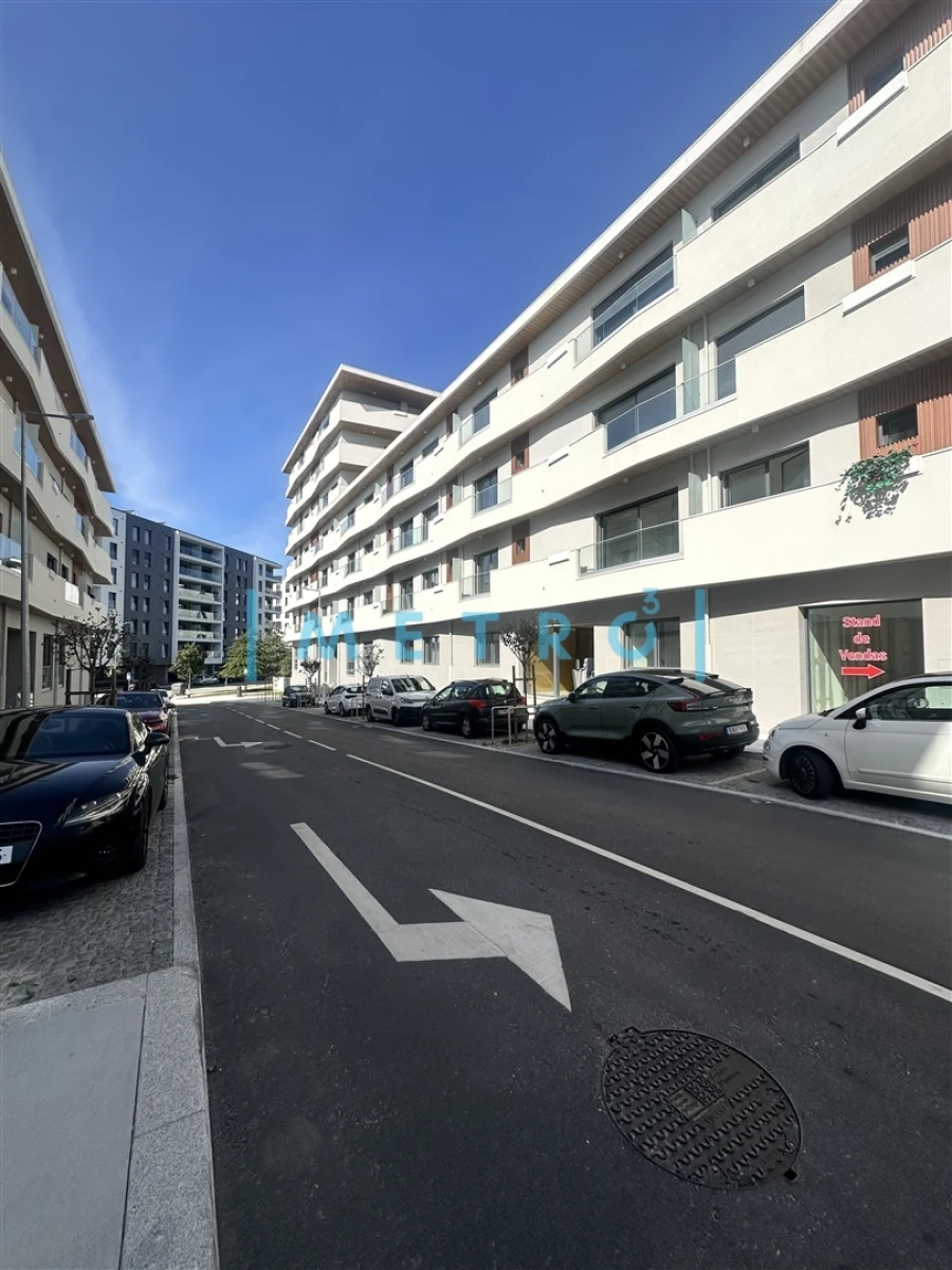 Apartamento T2 para Venda em Ramalde Foto 17