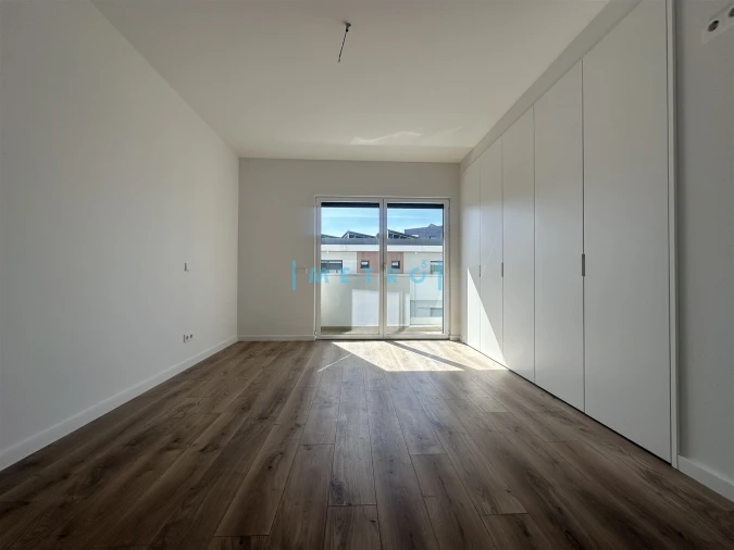 Apartamento T2 para Venda em Ramalde Foto 10