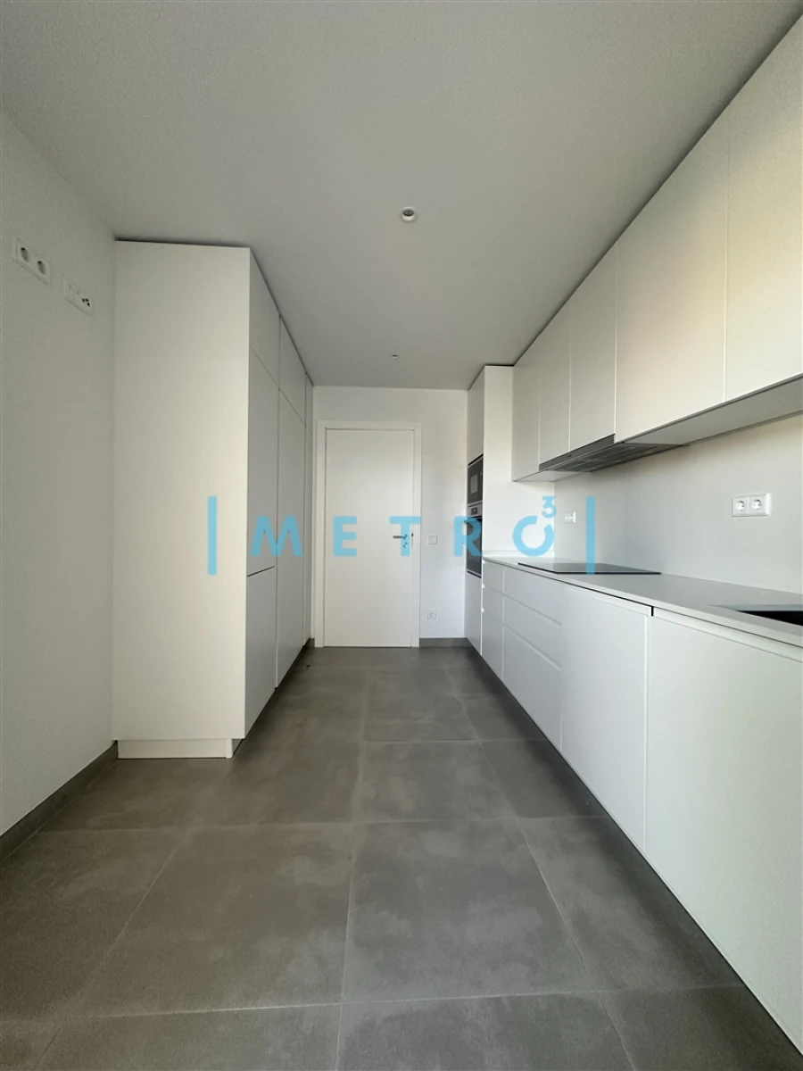 Apartamento T2 para Venda em Ramalde Foto 6