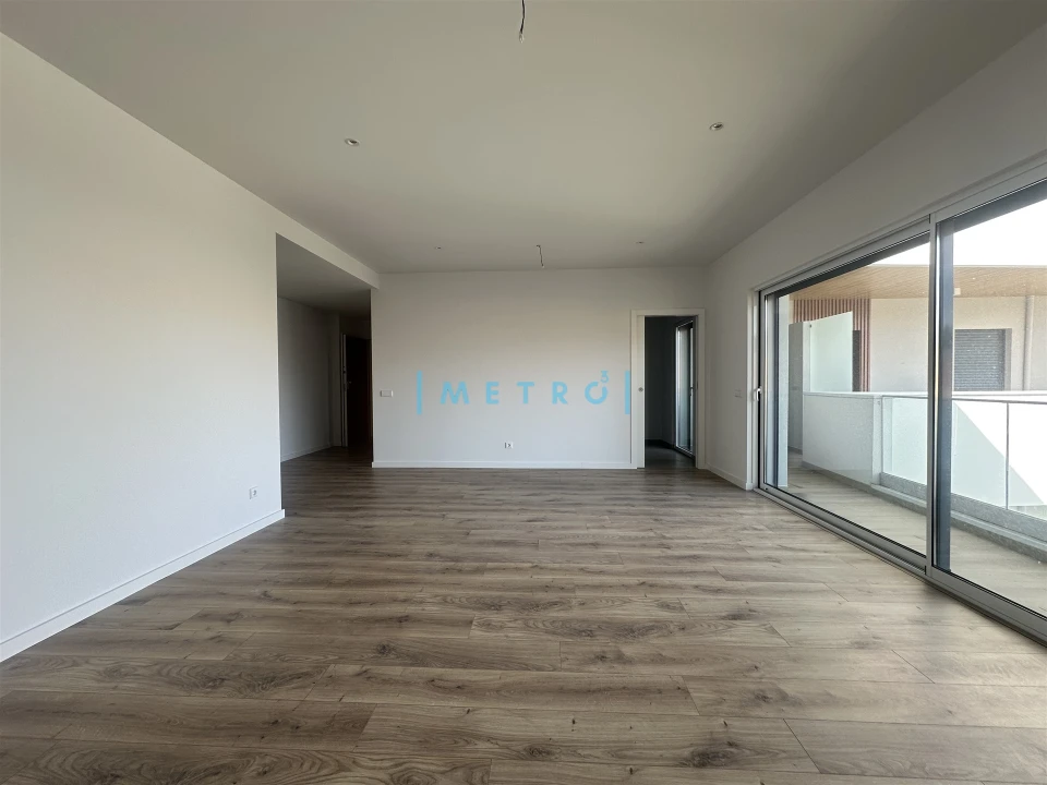 Apartamento T2 para Venda em Ramalde Foto 5