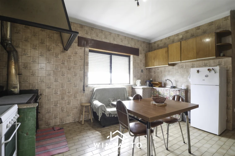 Moradia T4 para Venda em Senhorim Foto 63