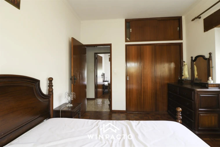 Moradia T4 para Venda em Senhorim Foto 27