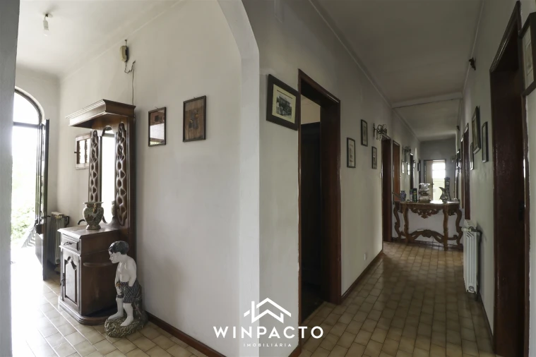 Moradia T4 para Venda em Senhorim Foto 39