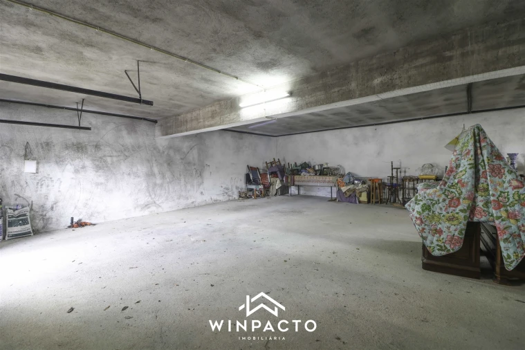 Moradia T4 para Venda em Senhorim Foto 56