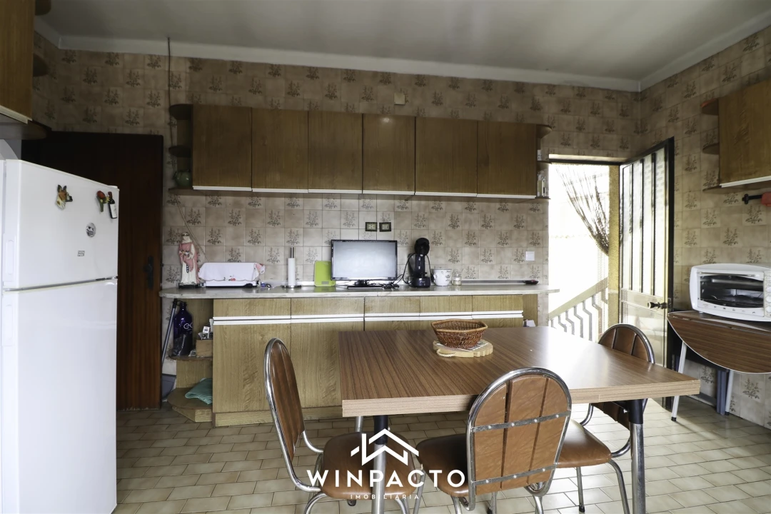 Moradia T4 para Venda em Senhorim Foto 60