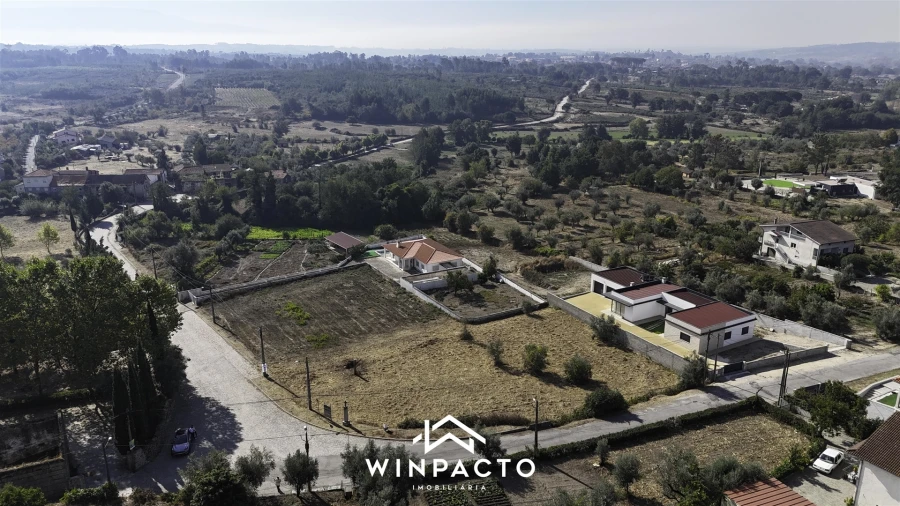 Terreno para Venda em Espinho Foto 6