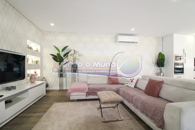 Moradia T4 para Venda em Salvaterra de Magos e Foros de Salvaterra Foto 7