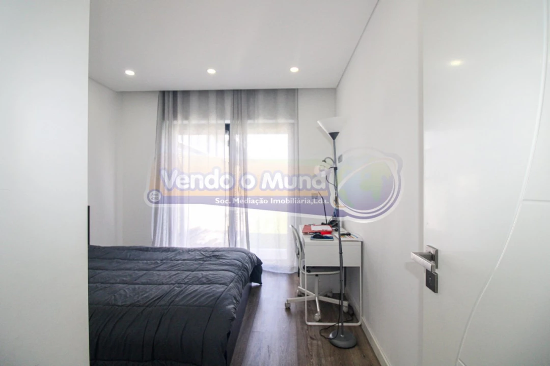 Moradia T4 para Venda em Salvaterra de Magos e Foros de Salvaterra Foto 18