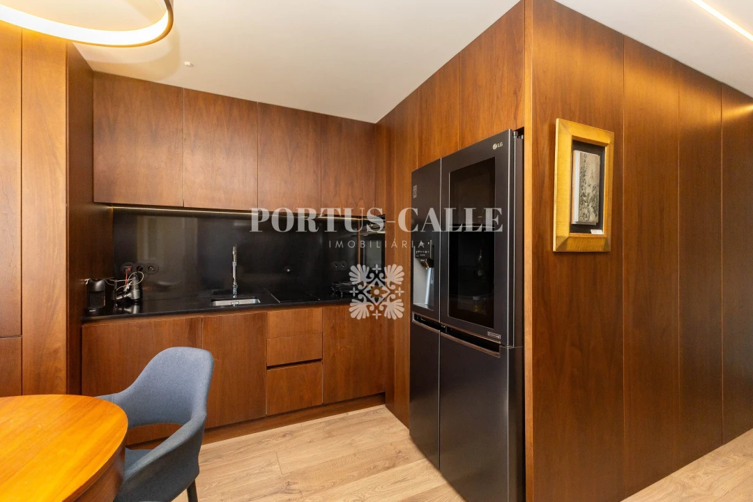 Apartamento T2 para Venda em Lordelo do Ouro e Massarelos Foto 11