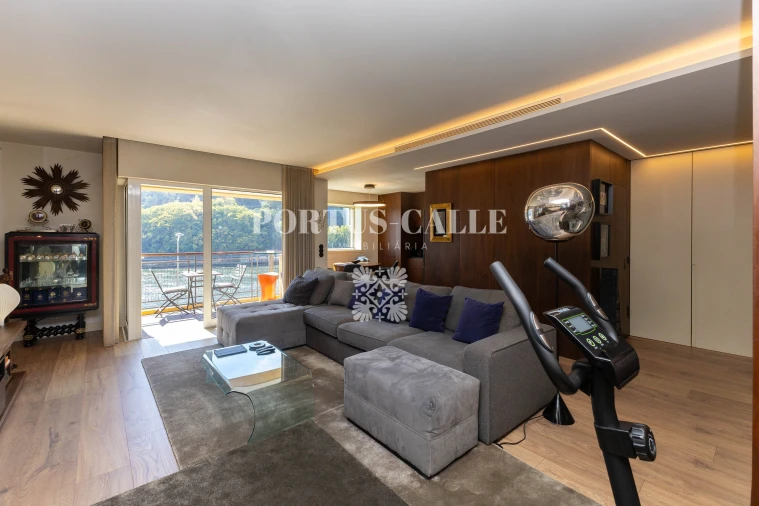 Apartamento T2 para Venda em Lordelo do Ouro e Massarelos Foto 7