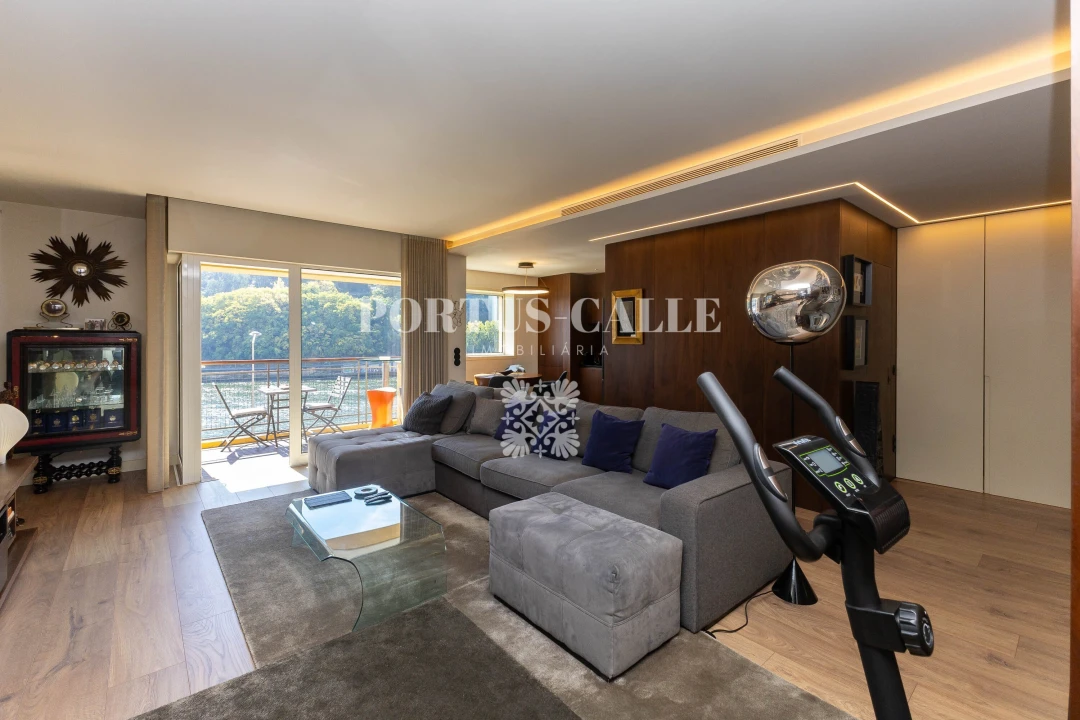 Apartamento T2 para Venda em Lordelo do Ouro e Massarelos Foto 7