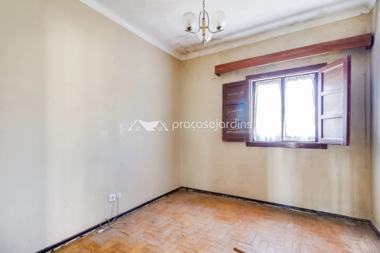 Moradia T4 para Venda em Santa Catarina da Serra e Chainça Foto 11