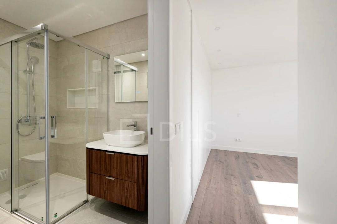 Apartamento T3 para Venda em Laranjeiro e Feijó Foto 22