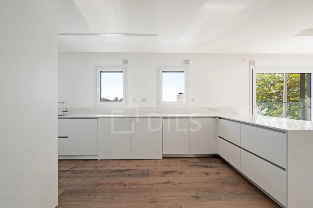 Apartamento T3 para Venda em Laranjeiro e Feijó Foto 8
