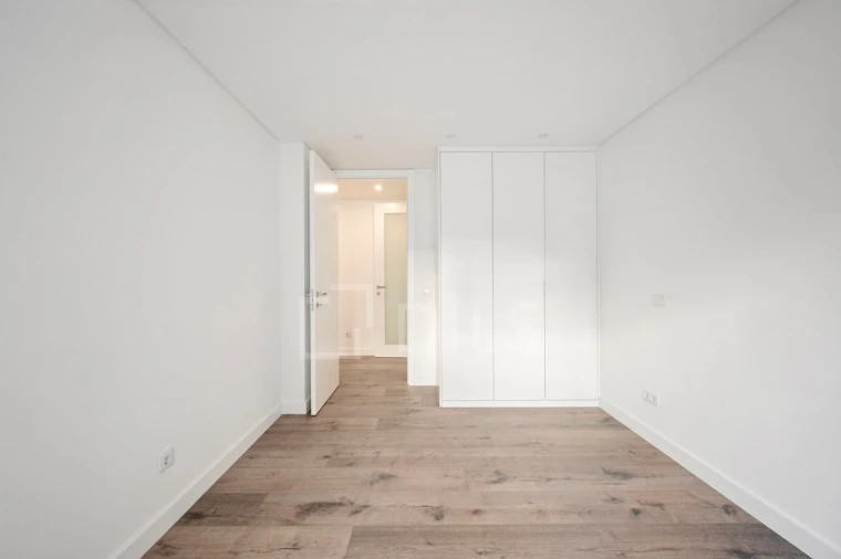 Apartamento T3 para Venda em Laranjeiro e Feijó Foto 12
