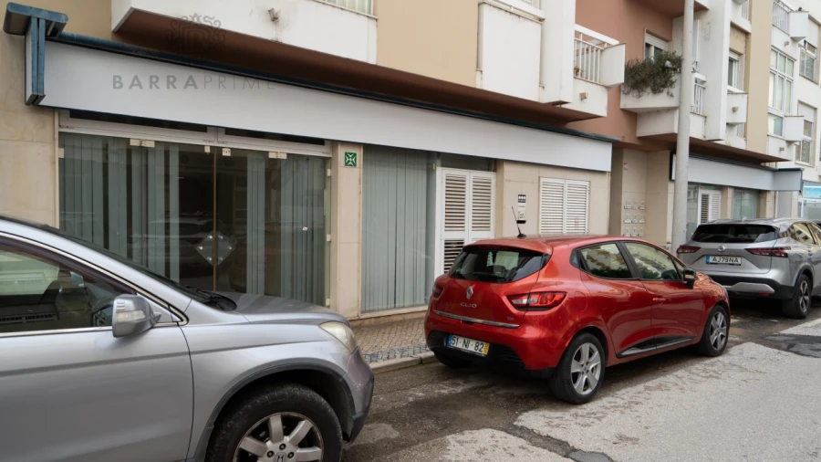 Loja para Venda em Faro (Sé e São Pedro) Foto 3