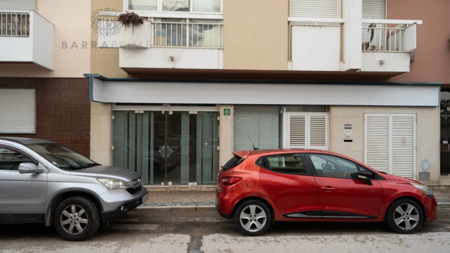 Loja para Venda em Faro (Sé e São Pedro) Foto 4