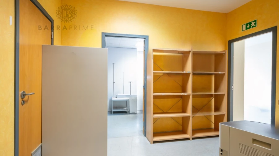 Loja para Venda em Faro (Sé e São Pedro) Foto 6