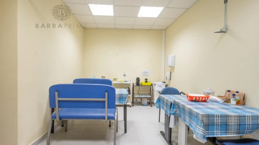 Loja para Venda em Faro (Sé e São Pedro) Foto 8