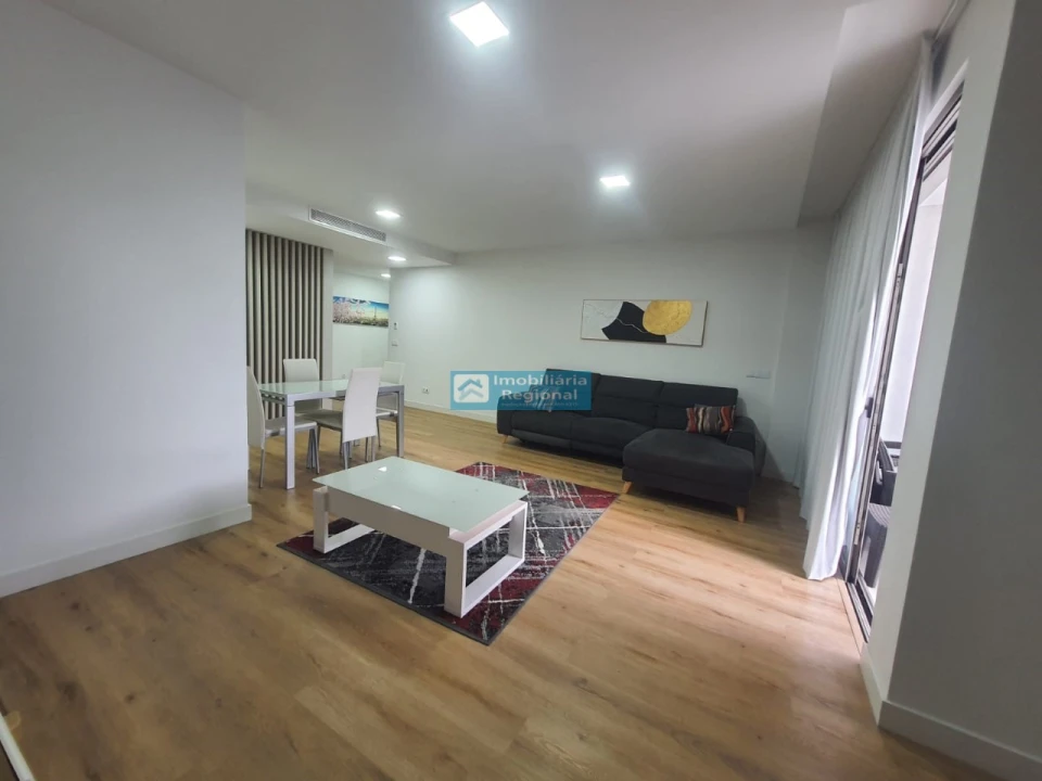 Apartamento T3 para Venda em São Martinho Foto 3