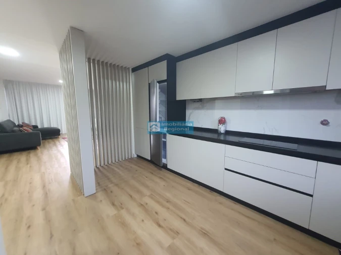 Apartamento T3 para Venda em São Martinho Foto 6