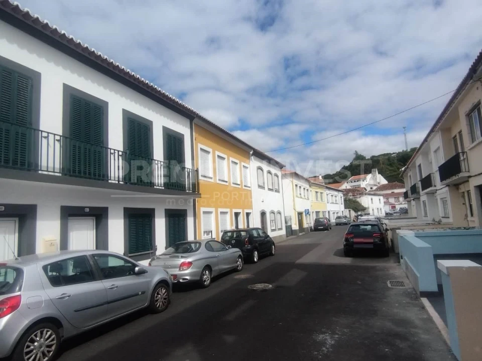 Moradia T2 para Venda em Angra (São Pedro) Foto 17