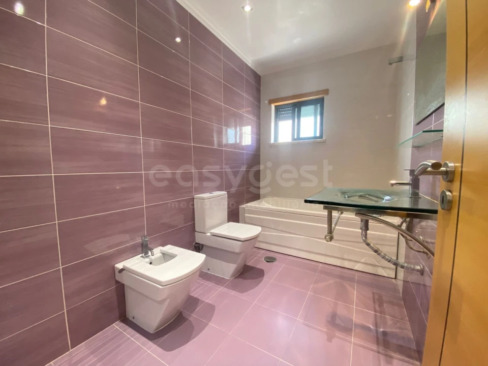 Moradia T4 para Venda em Pinhal Novo Foto 8