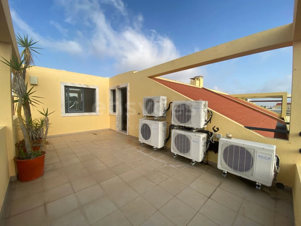 Moradia T4 para Venda em Pinhal Novo Foto 23