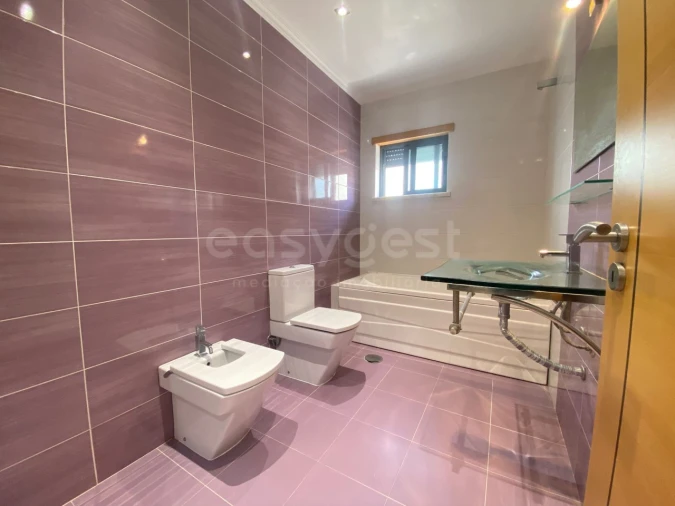 Moradia T4 para Venda em Pinhal Novo Foto 8