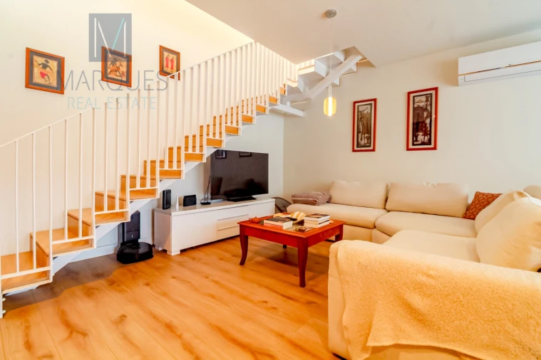 Apartamento T2 para Venda em Seixal, Arrentela e Aldeia de Paio Pires Foto 8