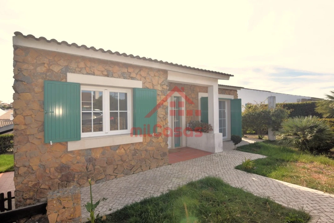 Moradia T3 para Venda em Carvoeira Foto 25