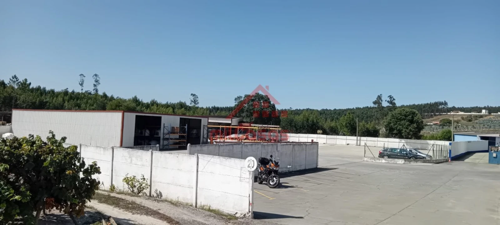 Armazém para Venda em Maxial e Monte Redondo Foto 3