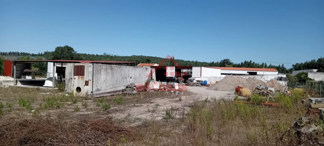 Armazém para Venda em Maxial e Monte Redondo Foto 9