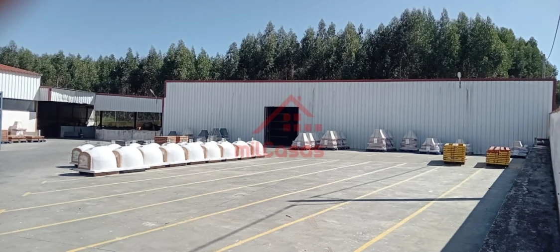 Armazém para Venda em Maxial e Monte Redondo Foto 11