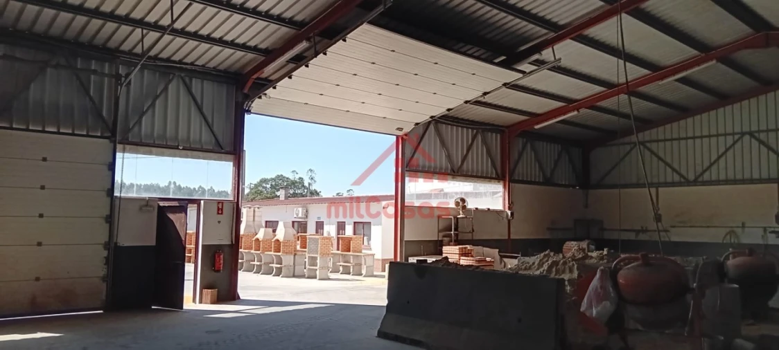 Armazém para Venda em Maxial e Monte Redondo Foto 19