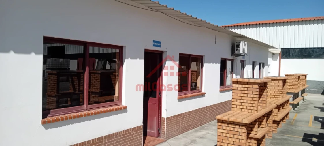 Armazém para Venda em Maxial e Monte Redondo Foto 21