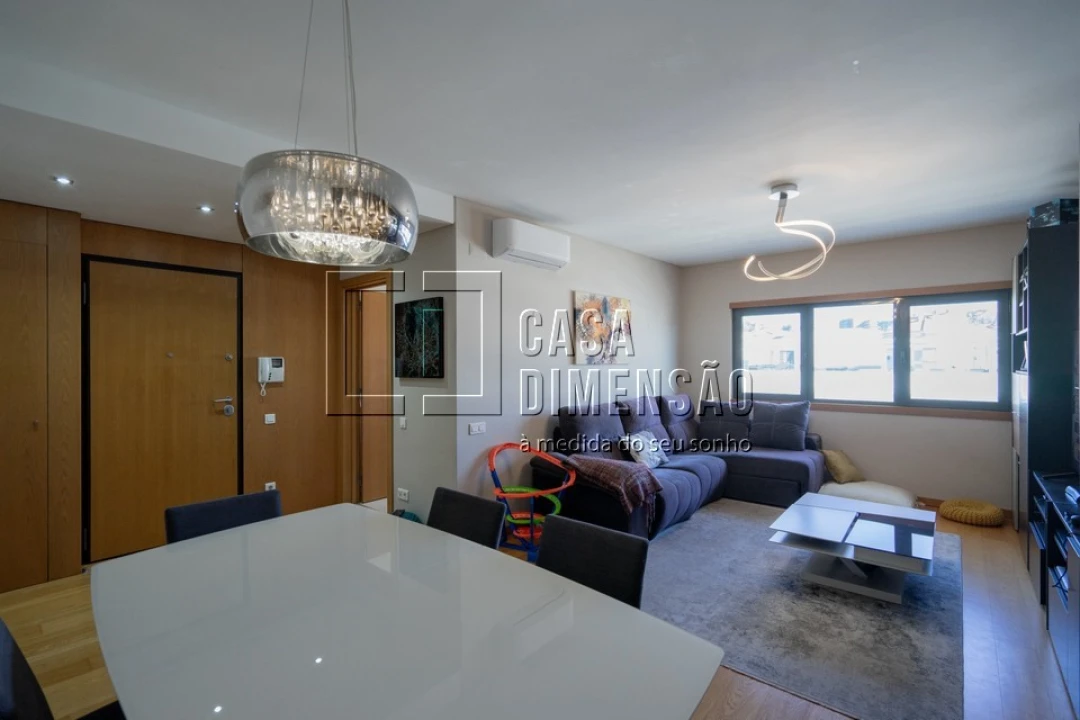 Apartamento T2 para Venda em Venteira Foto 18